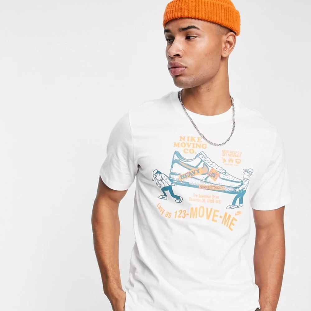 New NIKE SPORTSWEAR Nike Moving Co. Tee Men T-SHIRT White NWT New